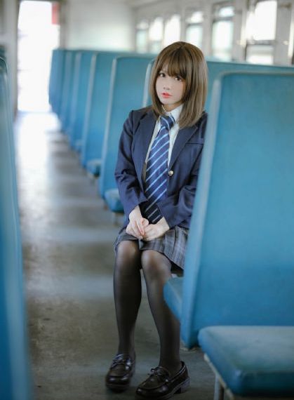 日本黄色裸体女人做爱_BD英语在线手机播放