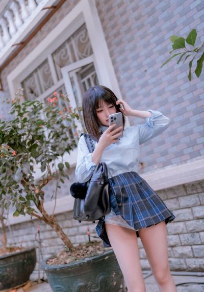 咿咿呀呀好大快给我_超清在线观看