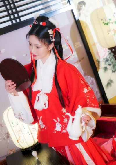 一个在下面两个吃上面小说_4K迅雷电影在线