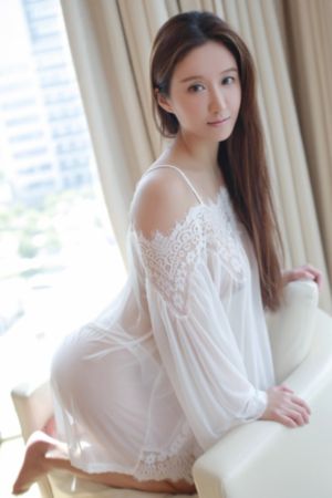 泳池里强摁做开腿啊_日韩成人在线