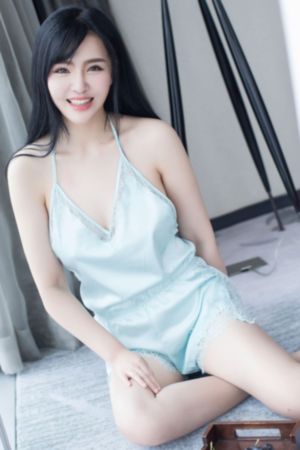 国产丝袜高跟美女AV在线观看_在线观看免费电影