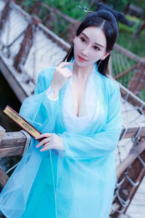 学生过度开放的危害_720手机在线看
