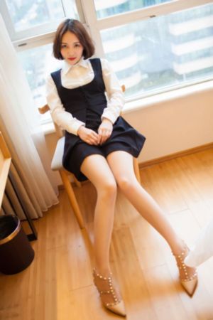 人人看人人美女B_1080韩国电影在线观看