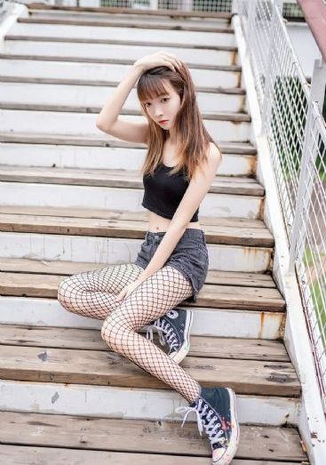 脱了内裤在阳台趴着被c_1080在线视频观看