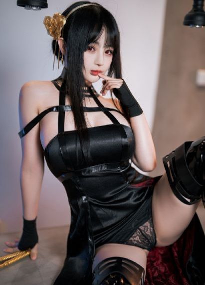 日本在线加勒比_JVID性感写真