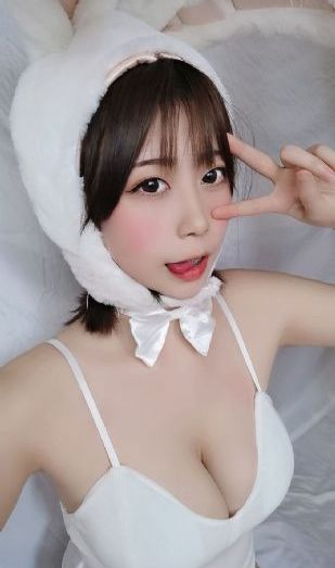 丰满的岳和女胥毛片_BD国语手机在线看