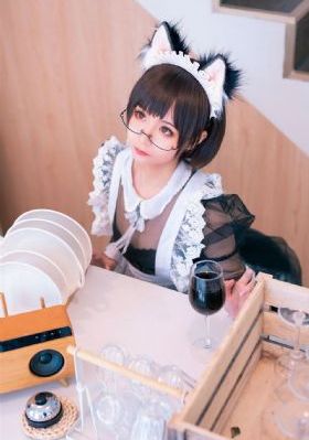 极品美女极度色诱视频在线_超清免费电视剧