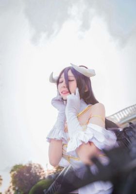 小泽玛利亚的模特经历_高清免费高清观看
