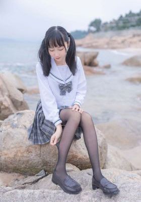 动漫美女被羞羞动漫_720日韩电影在线